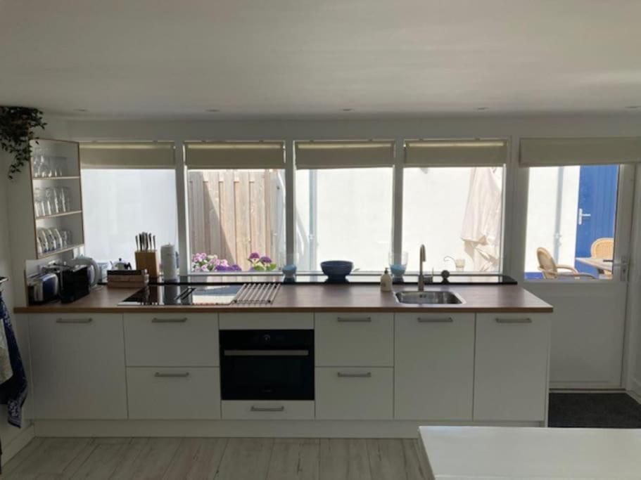 Beachhouse Stranddistel 100M From The Beach Noordwijk Exterior photo